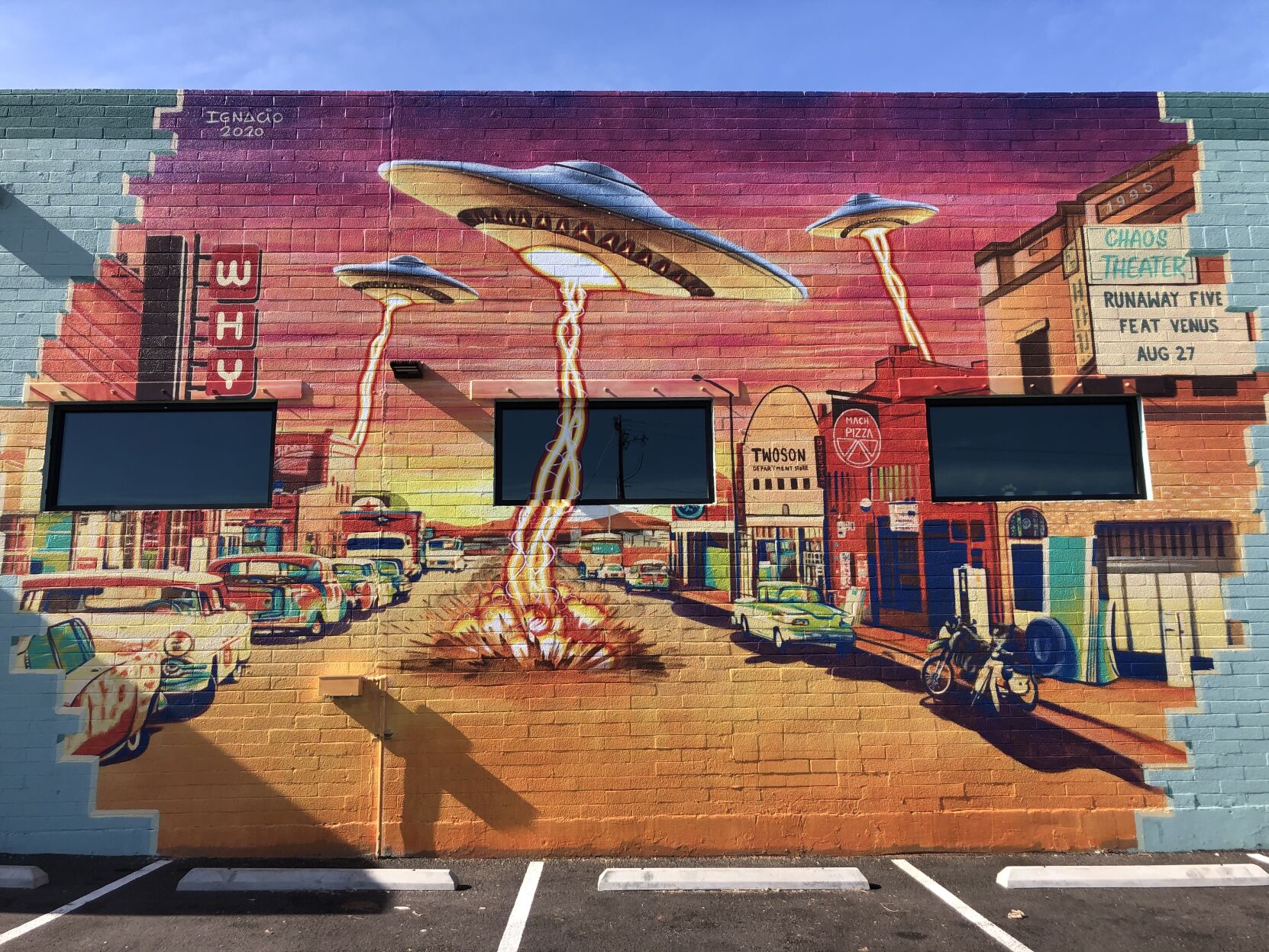 Ignacio UFO Mural